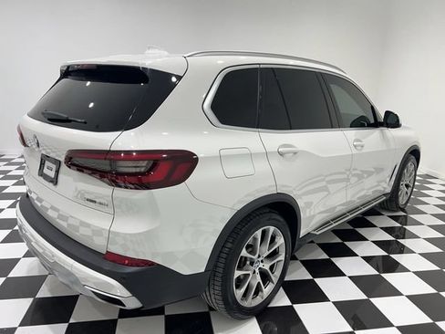 Used 2021 BMW X5 xDrive40i w/ Convenience Package AWD/4WD image 5