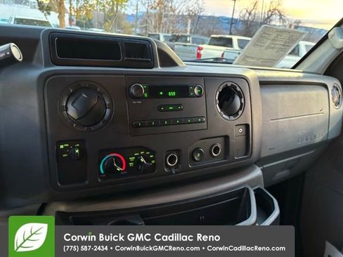 Used 2014 Ford E-250 and Econoline 250 image 15