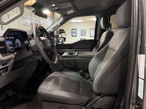 Used 2022 Ford F150 XLT w/ Trailer Tow Package image 9