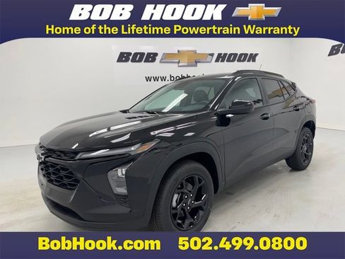 New 2026 Chevrolet Trax LT w/ Driver Confidence Package FWD image 1