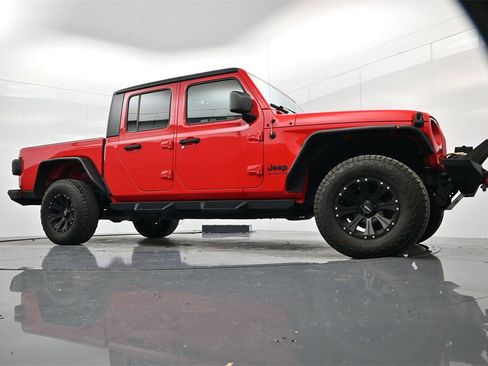 Used 2020 Jeep Gladiator Sport w/ Quick Order Package 24S image 32