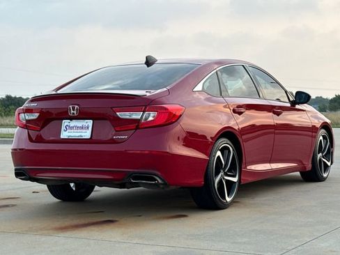 Used 2021 Honda Accord Sport image 8