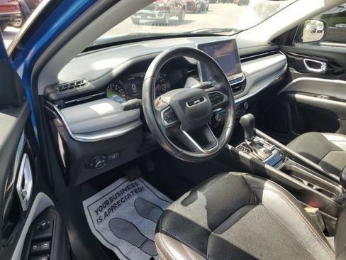 Used 2022 Jeep Compass Limited AWD/4WD image 12