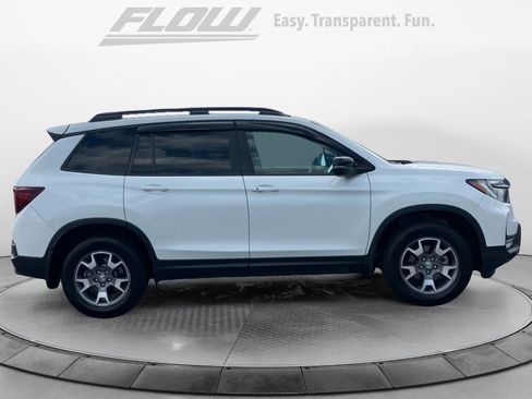 Used 2023 Honda Passport TrailSport image 10