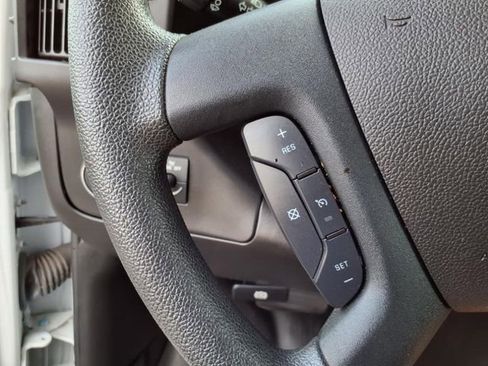 Used 2023 Chevrolet Express 2500 w/ Driver Convenience Package image 25