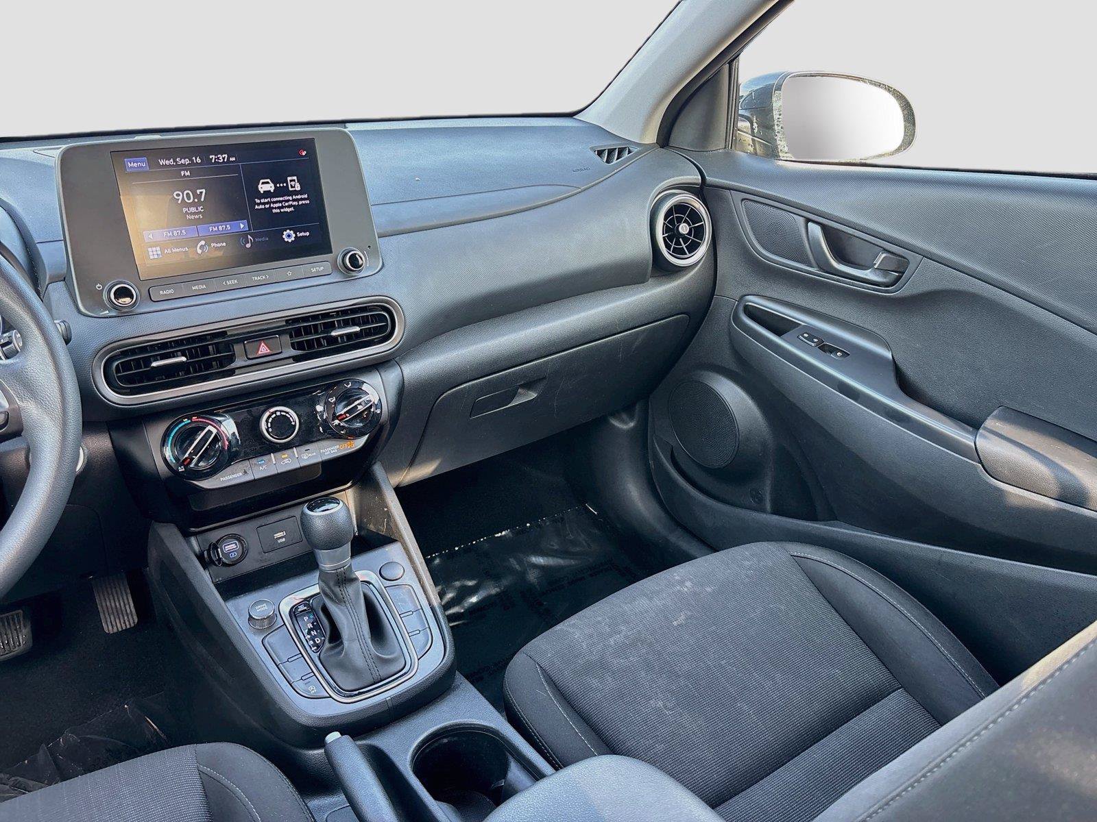 Used 2022 Hyundai Kona SEL w/ Cargo Package FWD image 21