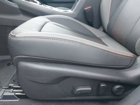 Used 2025 Subaru Crosstrek 2.5i Limited w/ Popular Package #3A image 24