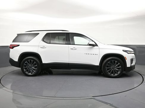 Certified 2023 Chevrolet Traverse RS w/ LPO, Floor Liner Package AWD/4WD image 6