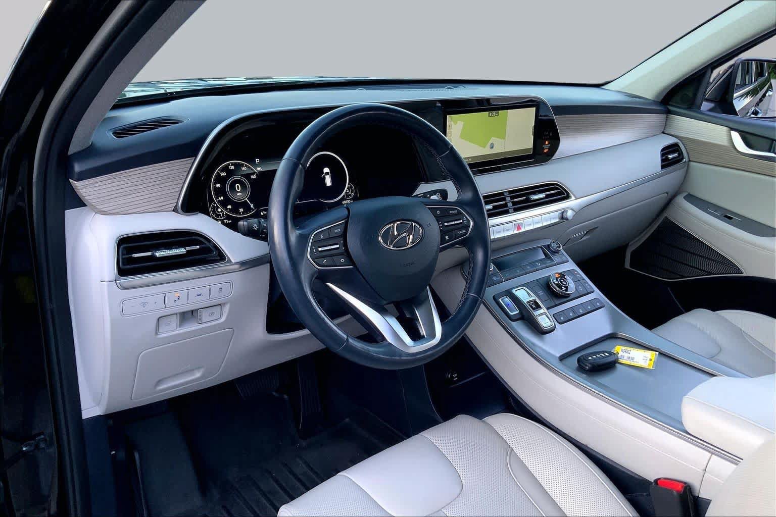 Used 2022 Hyundai Palisade Limited AWD/4WD image 18