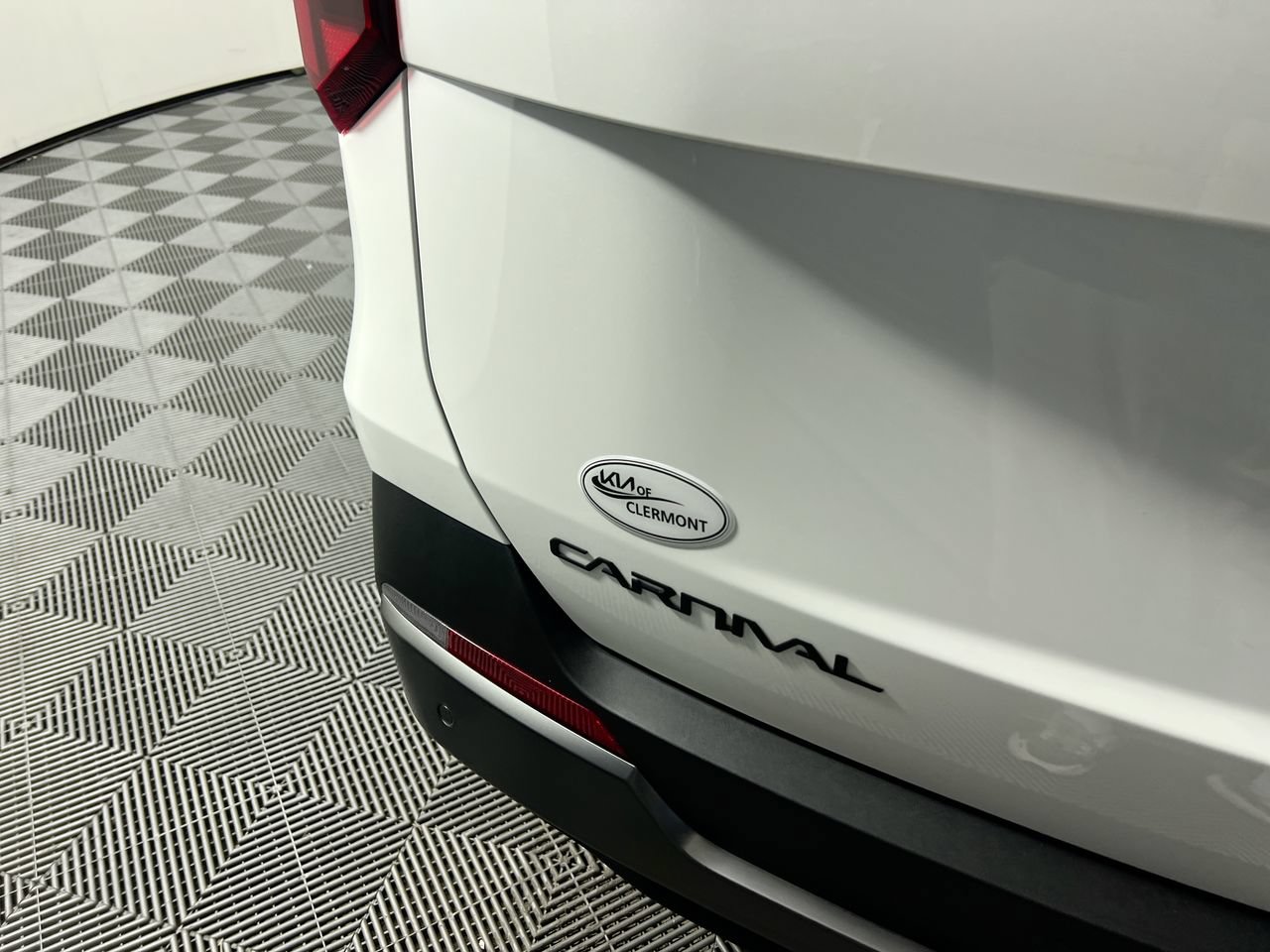 New 2026 Kia Carnival SX Prestige FWD image 5