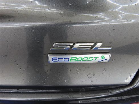 Used 2019 Ford Fusion SEL image 15