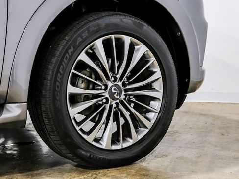 Used 2018 INFINITI QX80 2WD w/ Driver Assistance Package image 50