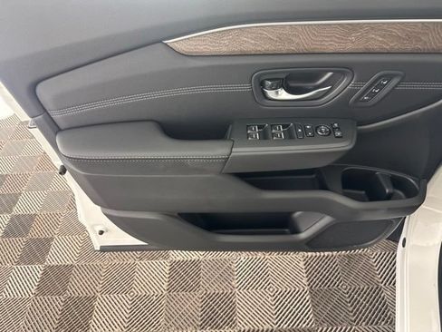 Certified 2026 Honda Pilot Elite image 22