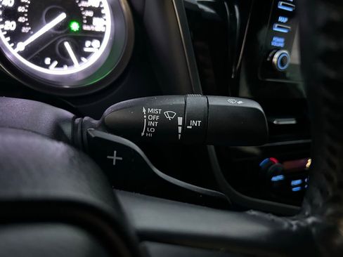 Used 2021 Toyota Camry SE image 21