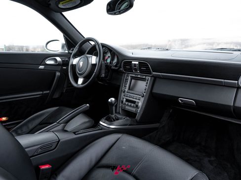 Used 2005 Porsche 911 Carrera S image 39