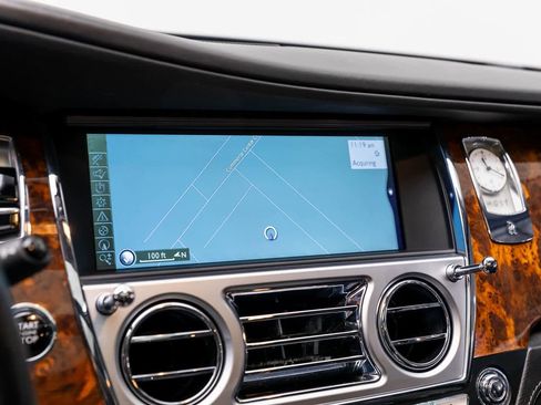 Used 2013 Rolls-Royce Ghost image 24