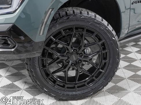 Used 2026 GMC Yukon AT4 Ultimate w/ LPO, Floor Liner Package image 34