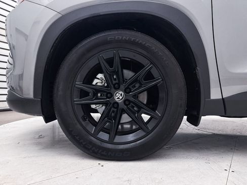 Used 2025 Toyota Grand Highlander Limited image 18