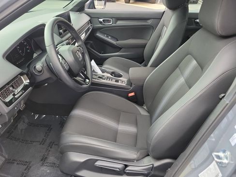 Certified 2025 Honda Civic Sport image 17