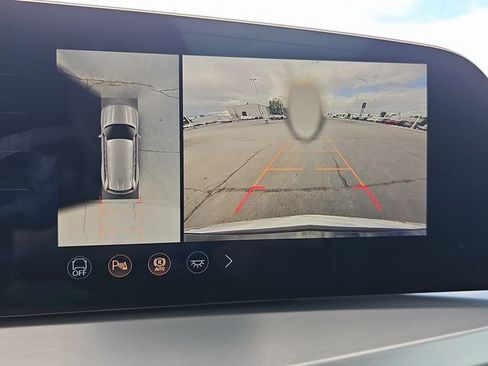 New 2026 Cadillac Vistiq Platinum w/ LPO, Floor Liner Package image 27