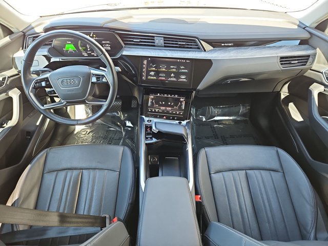 Used 2024 Audi Q8 e-tron Premium Plus w/ Premium Plus Package AWD/4WD image 22
