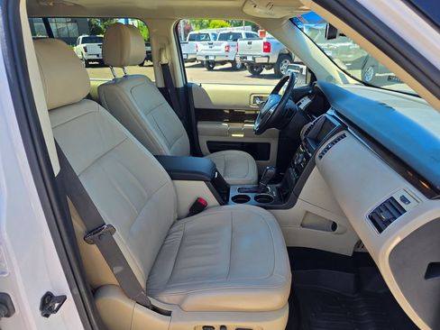 Used 2014 Ford Flex Limited w/ Equipment Group 303A AWD/4WD image 28