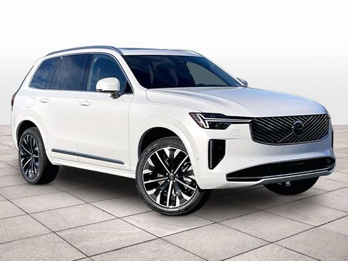 New 2026 Volvo XC90 B6 Plus w/ Protection Package Premier image 2