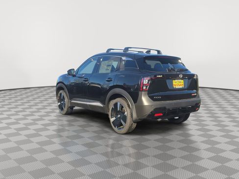 New 2026 Nissan Kicks SR w/ Cold Weather Package image 6