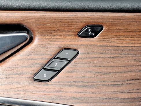 Used 2025 Jeep Grand Cherokee Summit image 27