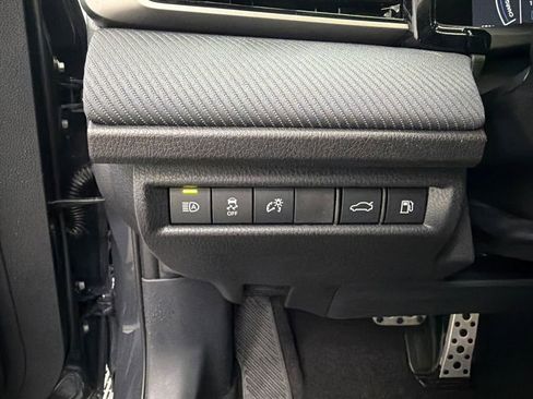 Used 2026 Toyota Camry SE w/ Convenience Package image 29