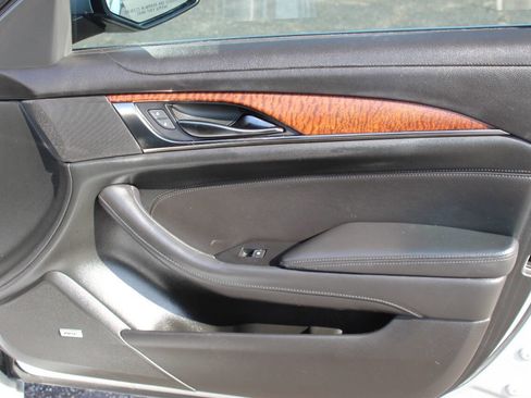 Used 2018 Cadillac CTS Luxury image 10