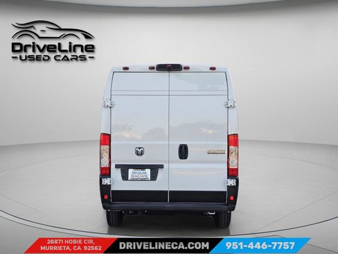 Used 2025 RAM ProMaster 2500 w/ Convenience Group image 3