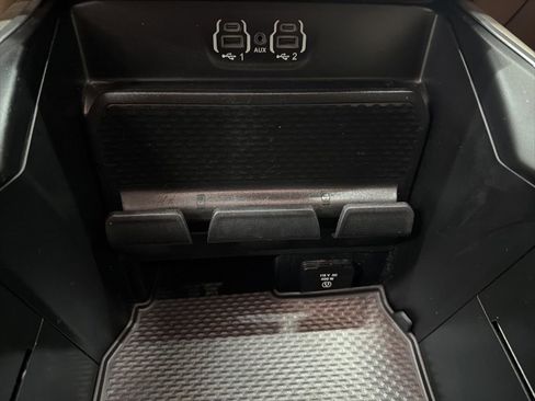 Used 2021 RAM 1500 Laramie image 49