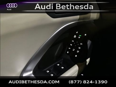 Certified 2025 Audi Q5 2.0T Premium Plus w/ Premium Plus image 15