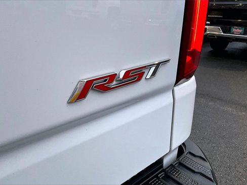 Used 2024 Chevrolet Silverado 1500 RST w/ Convenience Package II image 8