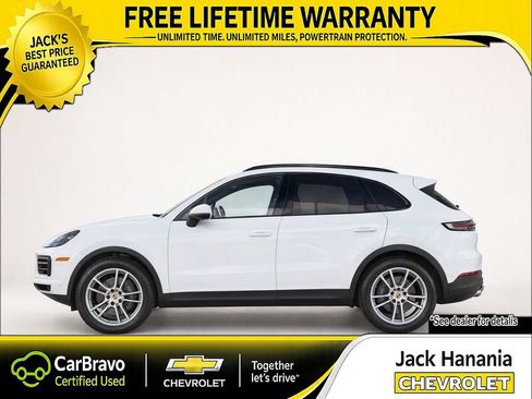 Used 2024 Porsche Cayenne AWD/4WD image 6