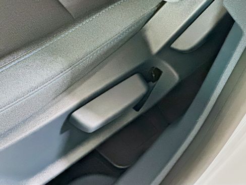 Used 2025 Ford Maverick XLT FWD image 13