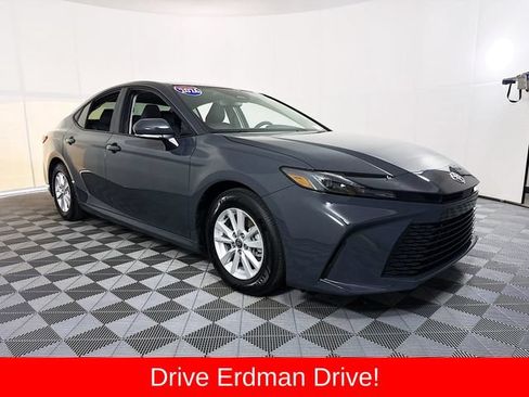 Used 2026 Toyota Camry LE FWD image 1