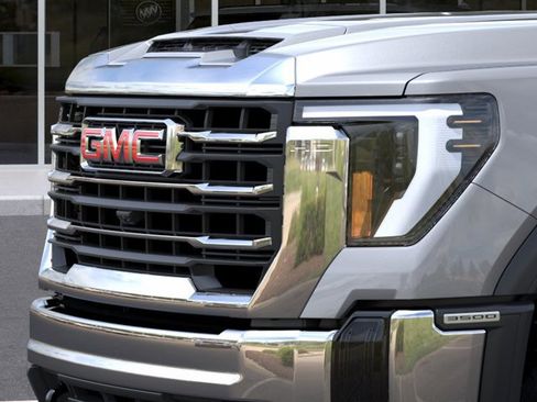 New 2026 GMC Sierra 3500 SLE w/ SLE Value Package AWD/4WD image 13
