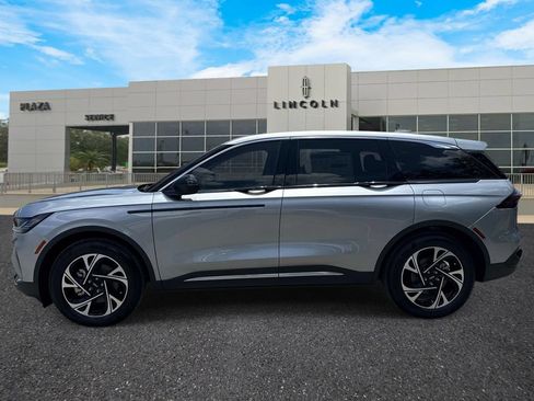 New 2026 Lincoln Nautilus Premier AWD/4WD image 6