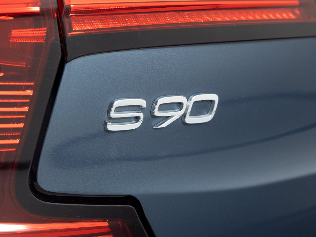 Used 2023 Volvo S90 B6 Ultimate w/ Lounge Package AWD/4WD image 45
