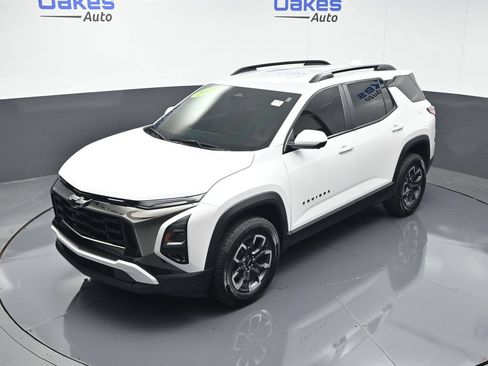 Used 2025 Chevrolet Equinox ACTIV w/ Safety and Technology Package FWD image 48