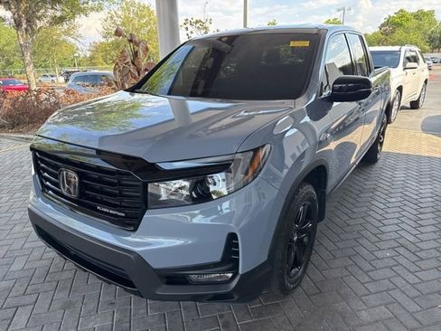 Used 2023 Honda Ridgeline Black Edition image 3