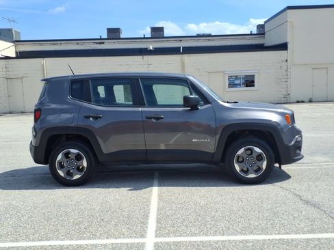 Used 2016 Jeep Renegade Sport w/ Power & Air Group AWD/4WD image 4