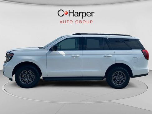 Used 2025 Ford Expedition Active AWD/4WD image 6