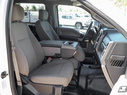 Used 2017 Ford F550 XLT image 46