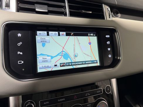 Used 2016 Land Rover Range Rover Sport HSE image 31