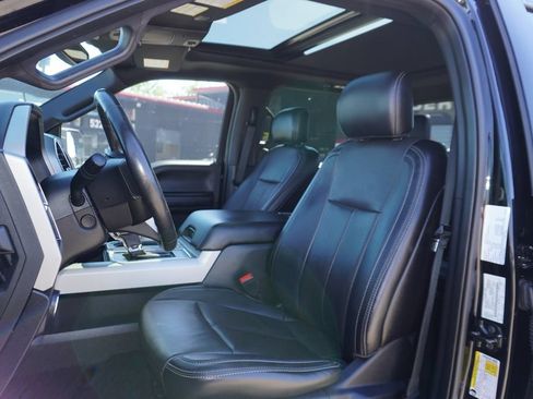 Used 2018 Ford F150 Lariat w/ Equipment Group 502A Luxury AWD/4WD image 22
