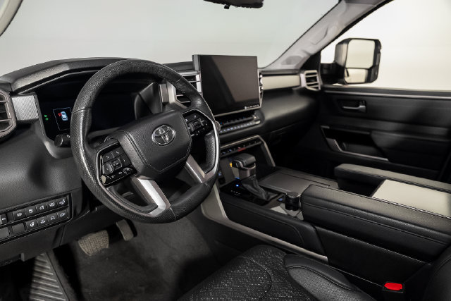 Used 2023 Toyota Sequoia Limited w/ Tow Technology Package RWD image 2