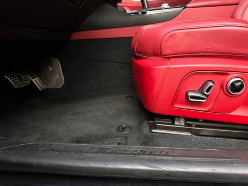 Used 2023 Maserati Levante Modena image 11